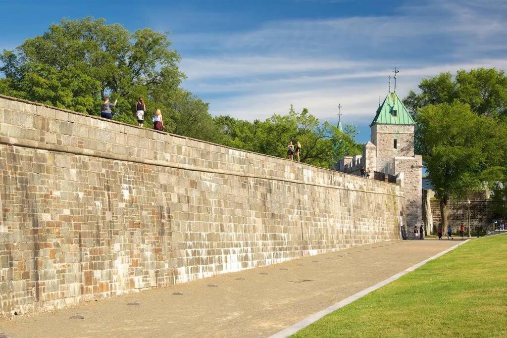 Old Quebec - Les Suites Montcalm #2 - Free Parking Quarto foto